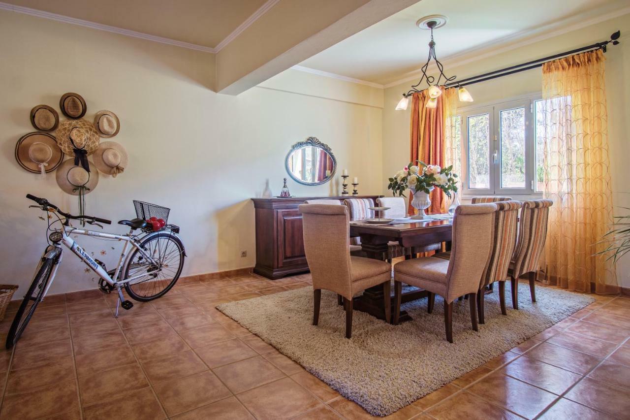 Birdsing Cottage Dassia  Ngoại thất bức ảnh